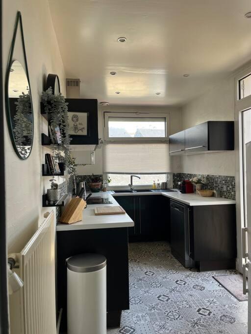 Duplex De Charme En Centre Ville Avec Terrasse Brive-la-Gaillarde Luaran gambar